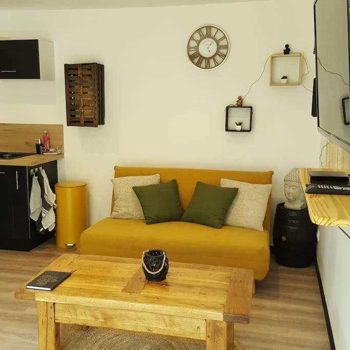 Appartement 2 Pieces Gravieres Exteriér fotografie